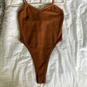 High sides bodysuit